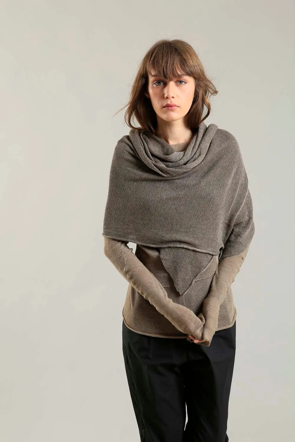 Bamboo, Soy & Cotton Metalo Shoulder wrap - Dark Taupe