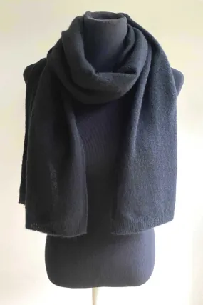 Black cashmere scarf