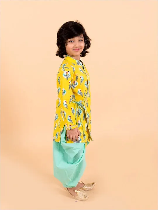 Boys  Yellow Printed Angrakha Pure Cotton Kurta With Trousers - Ps Peaches