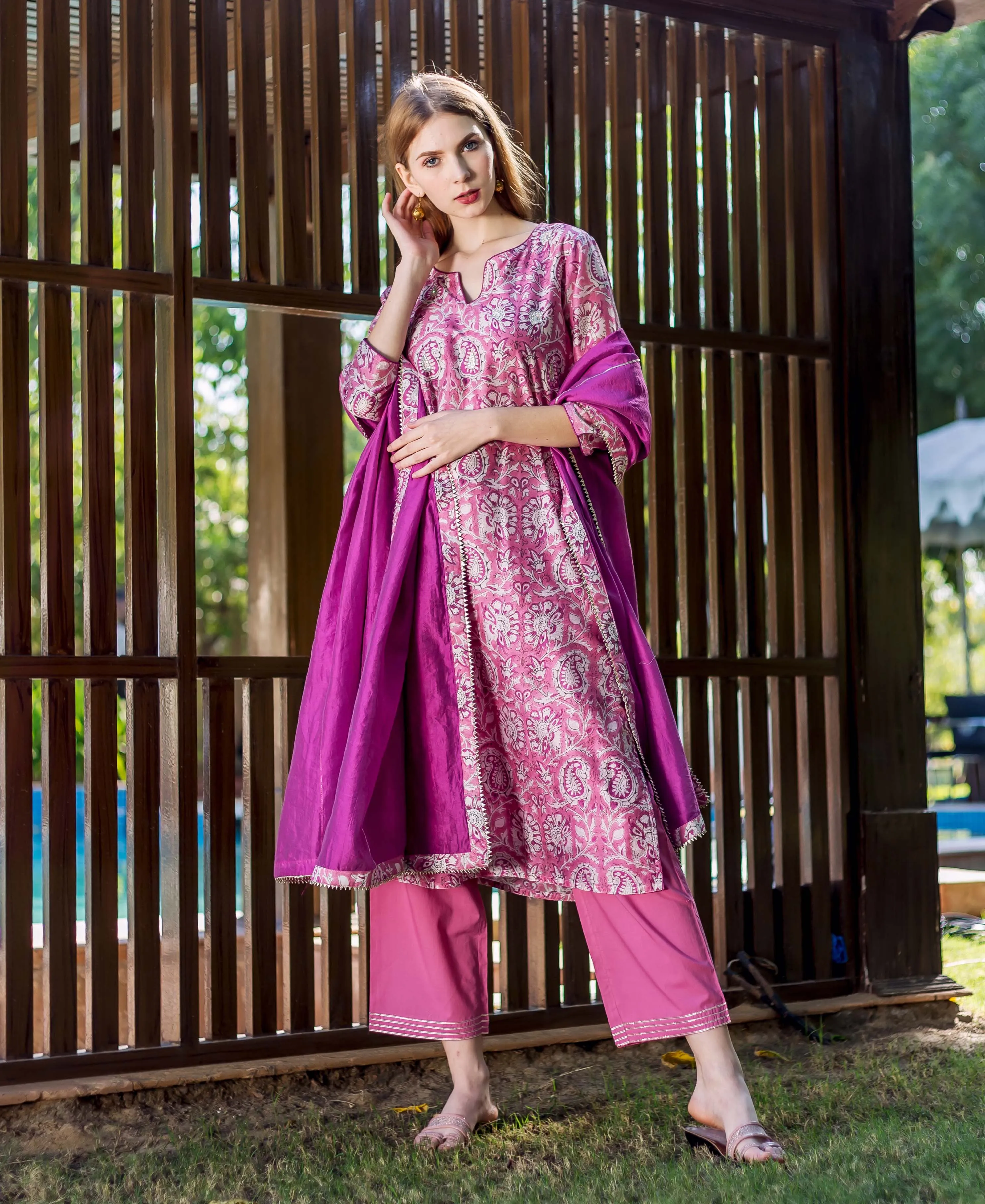 Chaturvi Block Printed Front Slit Kurta