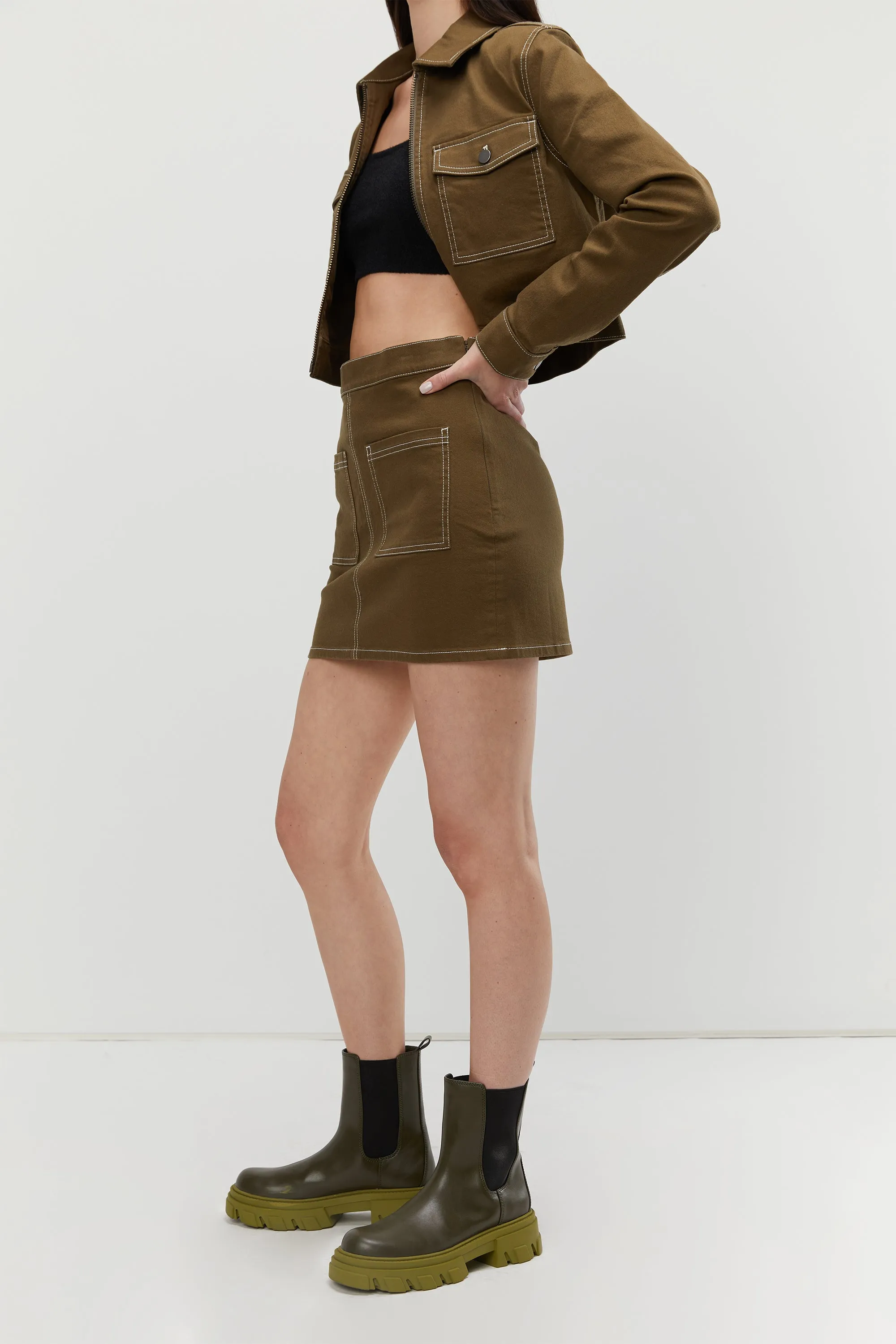 CONTRAST STITCH TWILL MINI SKIRT