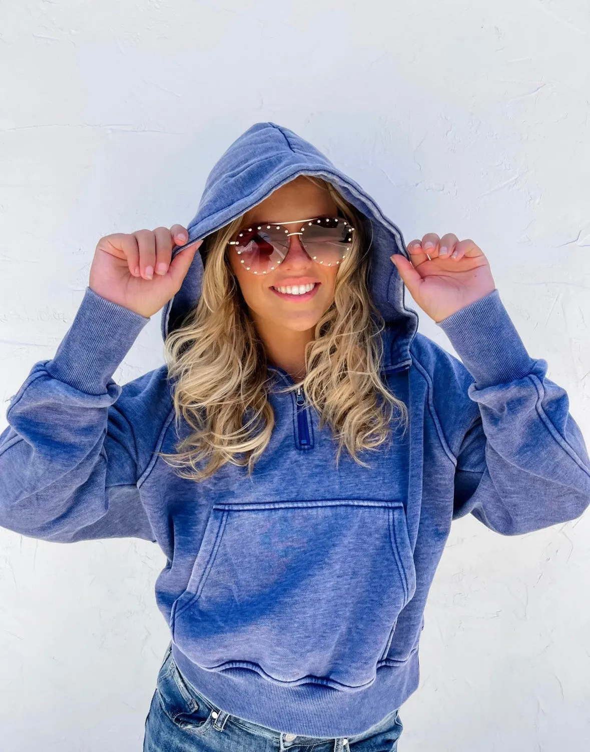 Easy Does It Pullover - Mineral Washed Blue