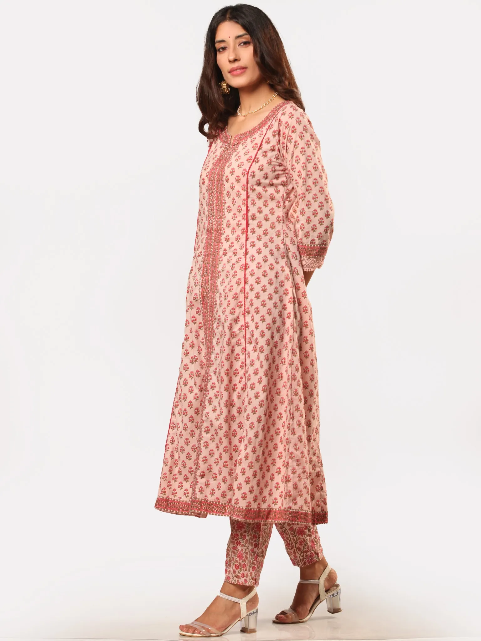 Fiza Bahaar Set Of Flared Kurta Pants Dupatta