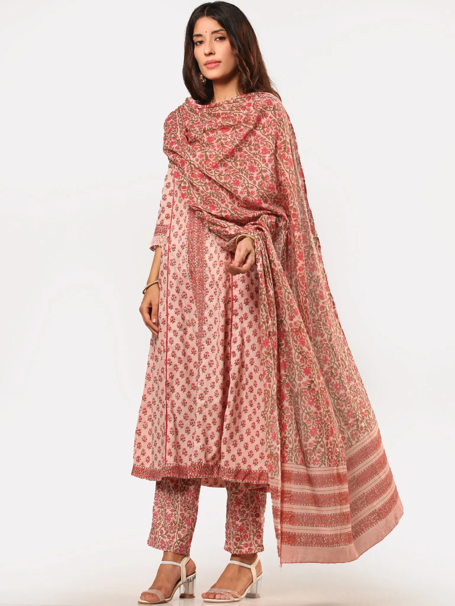 Fiza Bahaar Set Of Flared Kurta Pants Dupatta