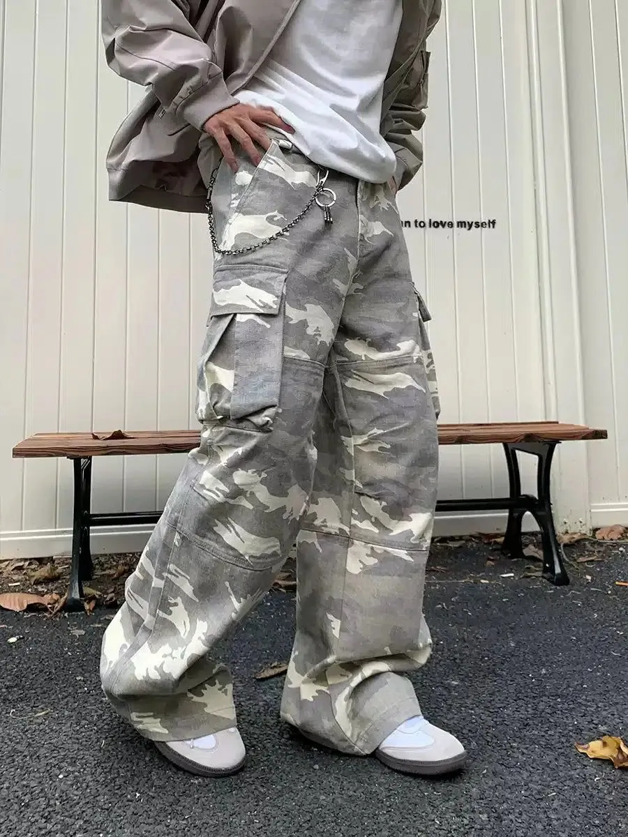 Holo Outdoor Camouflage Cargo Pants