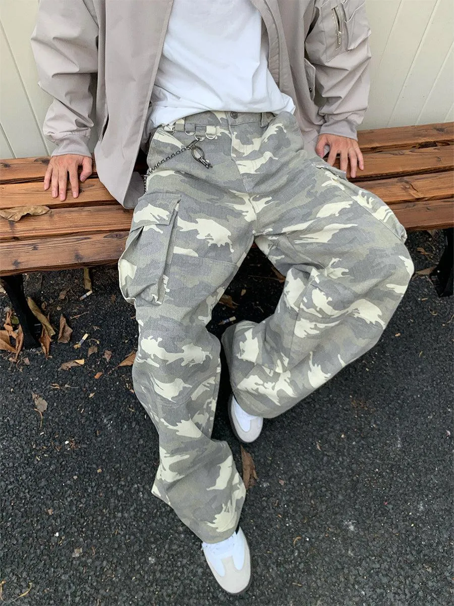 Holo Outdoor Camouflage Cargo Pants