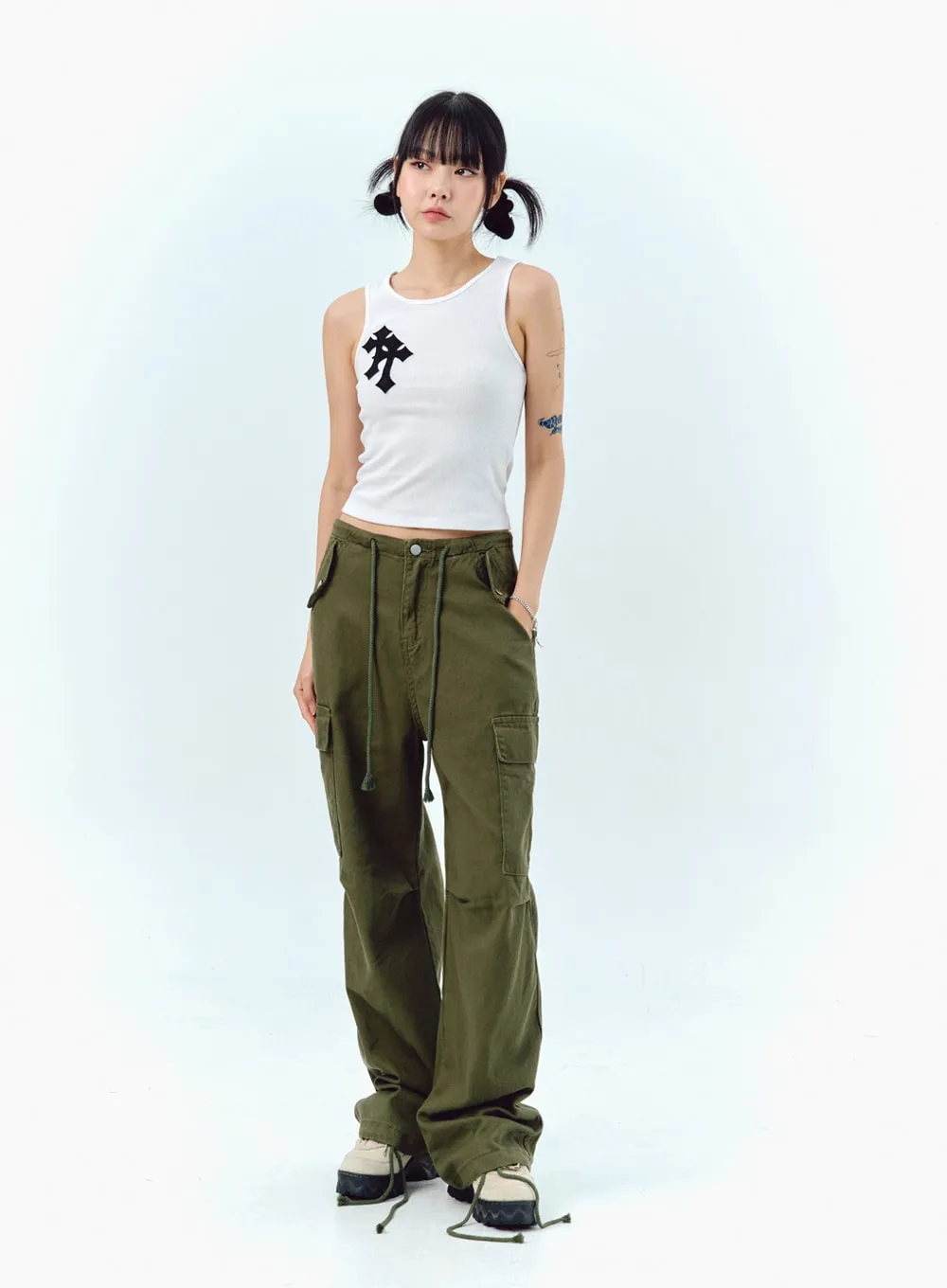 Low Rise Cargo Pants IG303