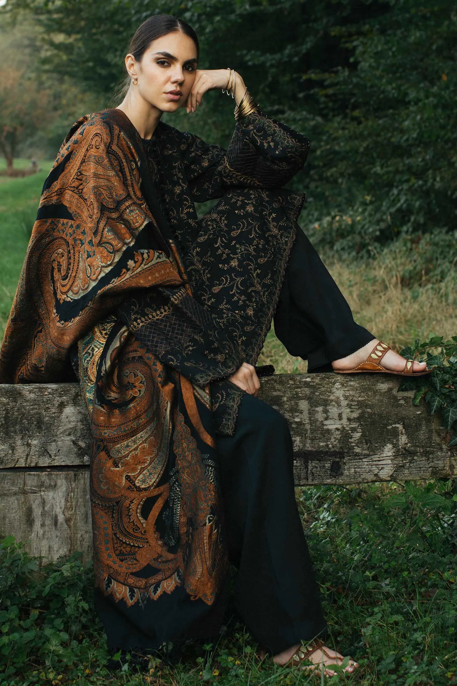 Zara Shahjahan Winter Collection (with Shawl) – Bano